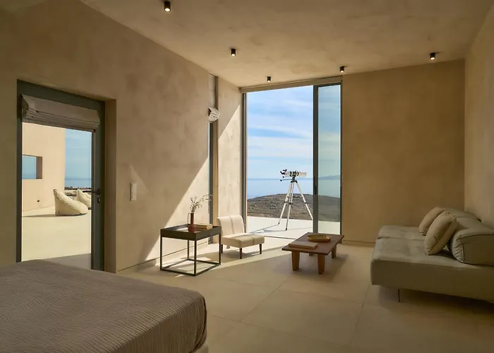 Homatinos Villa, A Seaview Sanctuary With 2 Pools, By Thinkvilla * Ájosz Romanósz